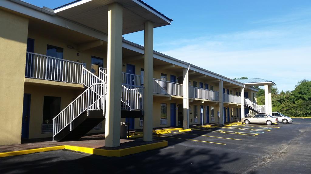 Royal Inn Alachua Extérieur photo